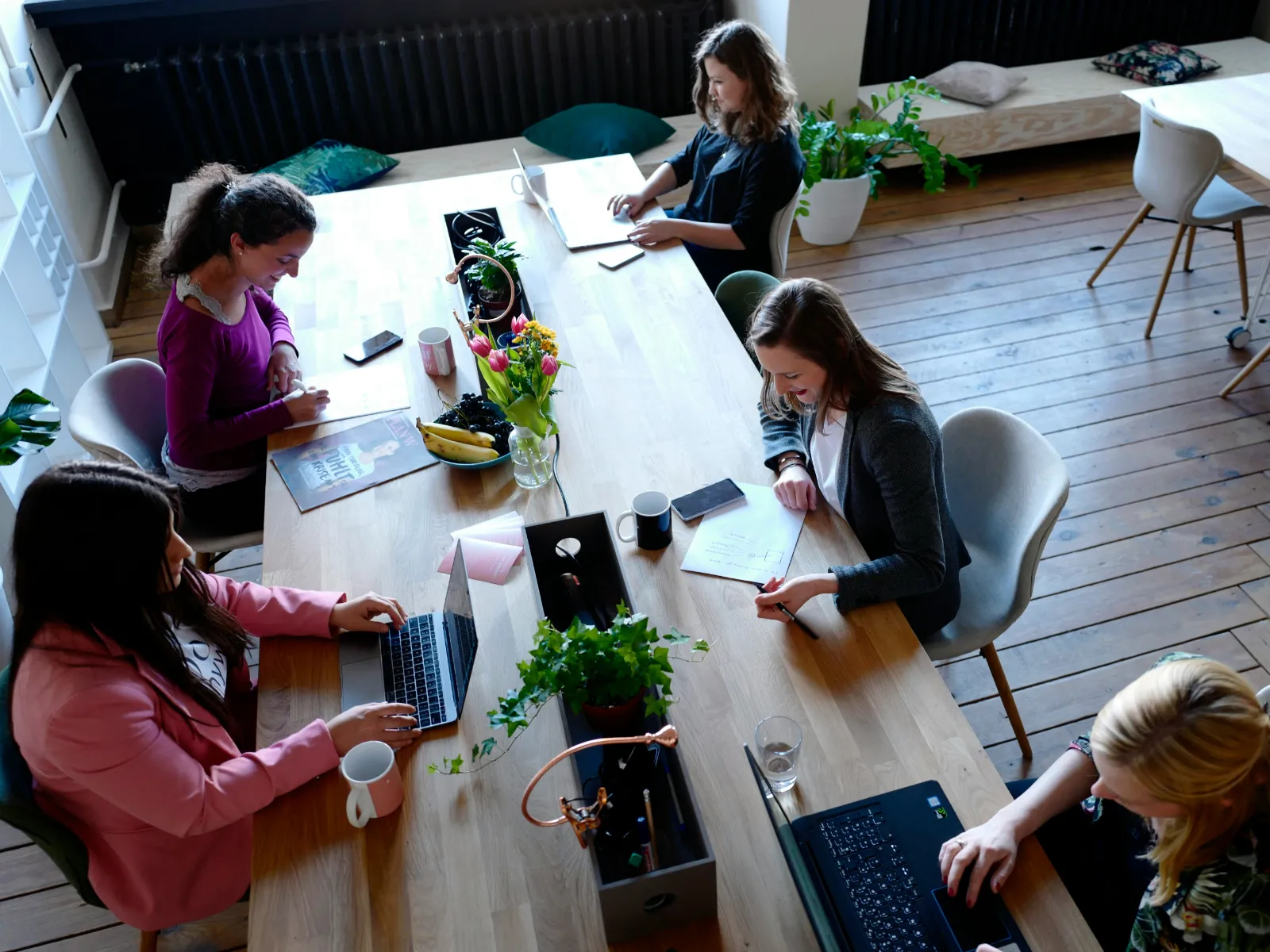 Konsultteam i ekonomimöte